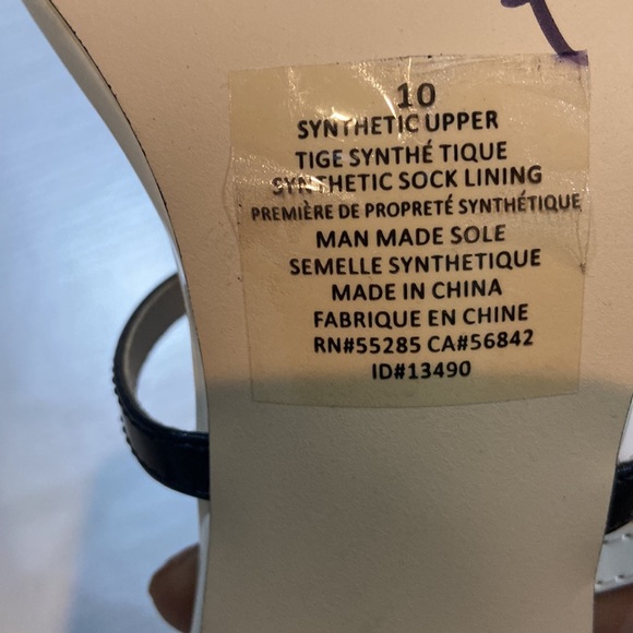 Black and White sandals - Picture 6 of 7